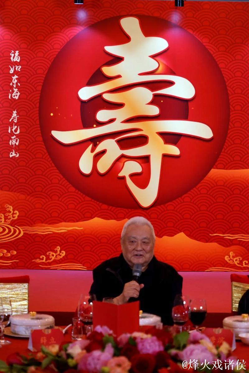 根宝再赴京为年维泗祝寿 崇明五虎当天往返话传承