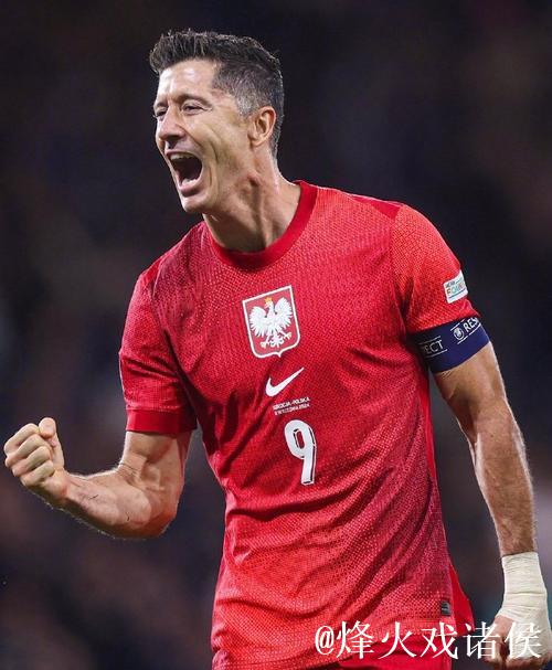 莱万+拉菲尼亚=欧洲最强双人组！合计狂轰46球