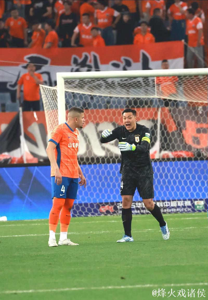 山东泰山队周六对阵浙江 多重悬念等待比赛揭晓